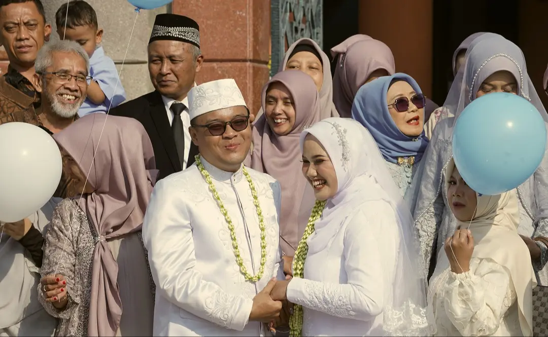 April & Yasin