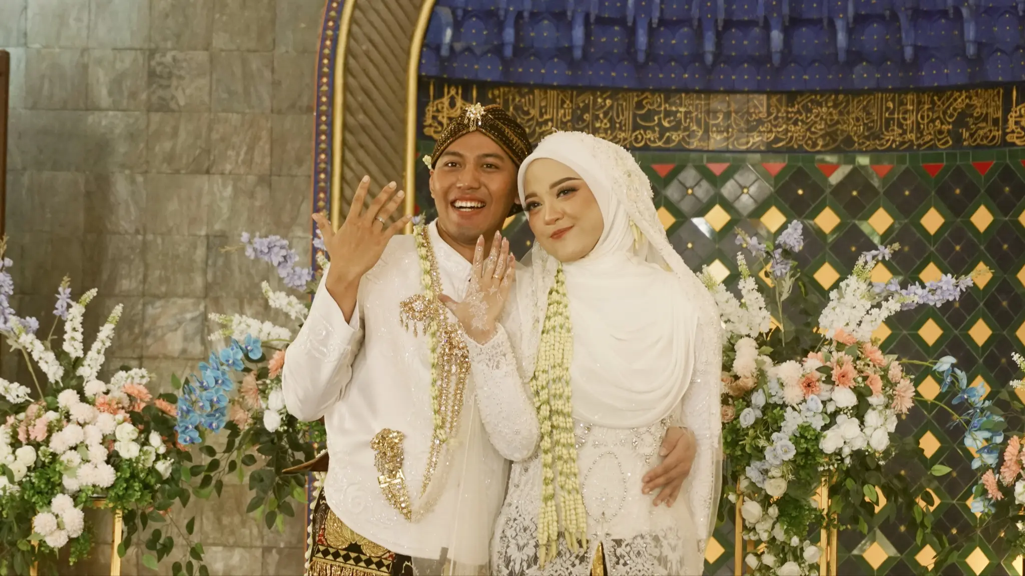 Dewa & Alya